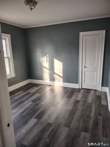 Westphal Street 3rd Fl, West Hartford, CT 06110