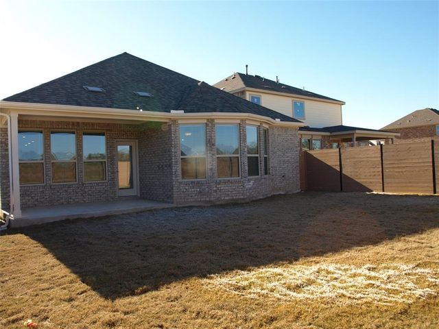 136 Raleigh DR, Georgetown, TX 78633
