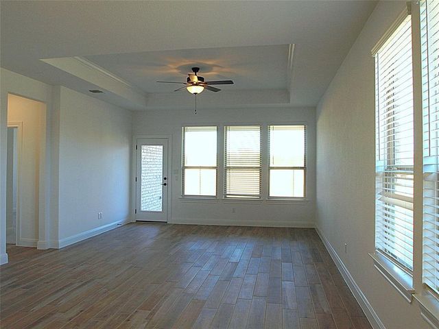 136 Raleigh DR, Georgetown, TX 78633