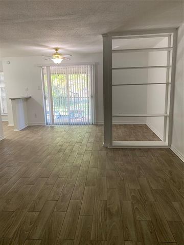 5625 Antoine Drive 814, Houston, TX 77091