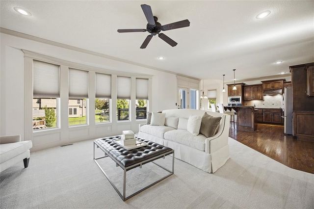 10822 S Appleridge Lane, Olathe, KS 66061