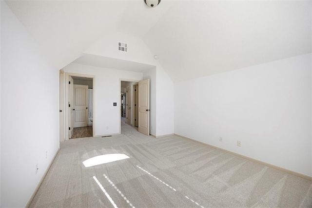 10822 S Appleridge Lane, Olathe, KS 66061