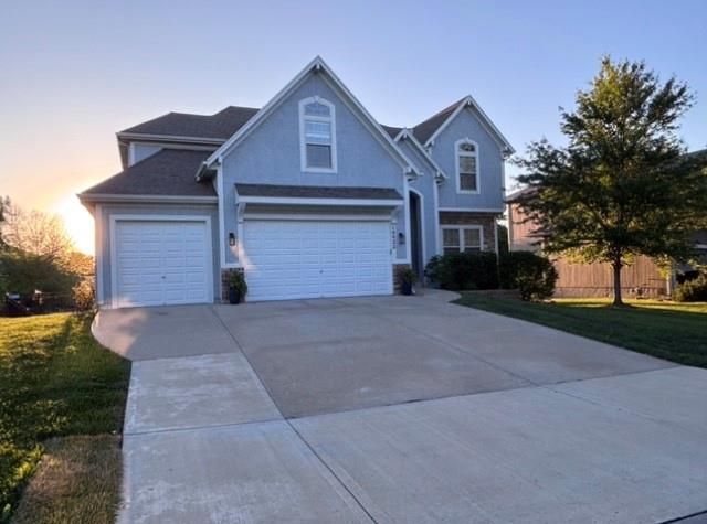 10822 S Appleridge Lane, Olathe, KS 66061