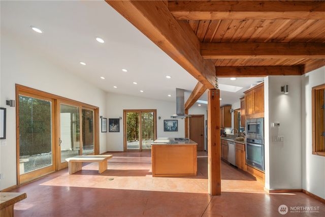 96 Pleasant Pond Lane, Friday Harbor, WA 98250