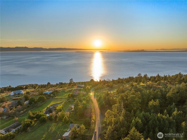 96 Pleasant Pond Lane, Friday Harbor, WA 98250