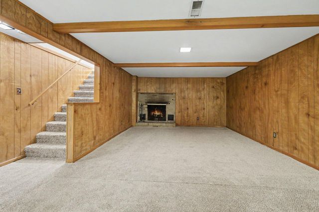 1411 Meadowlane Drive Se, City Of Kentwood, MI 49508