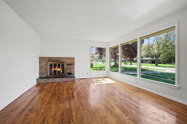 1411 Meadowlane Drive Se, City Of Kentwood, MI 49508
