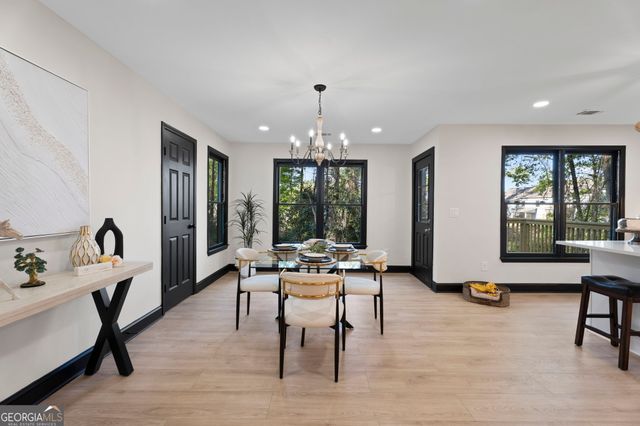 395 Pine L Drive, Buford, GA 30518