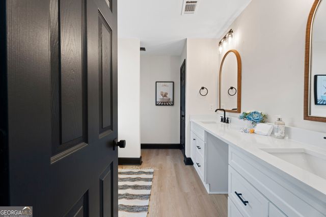 395 Pine L Drive, Buford, GA 30518