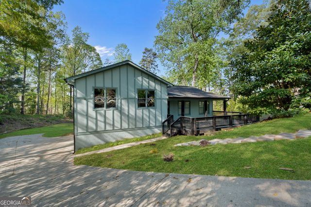 395 Pine L Drive, Buford, GA 30518