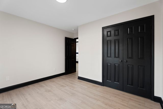 395 Pine L Drive, Buford, GA 30518