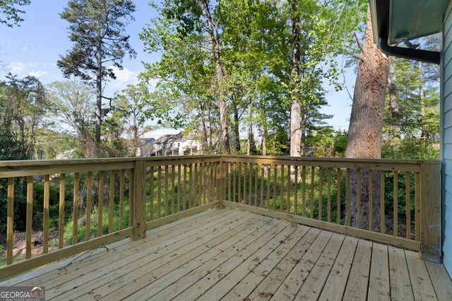 395 Pine L Drive, Buford, GA 30518