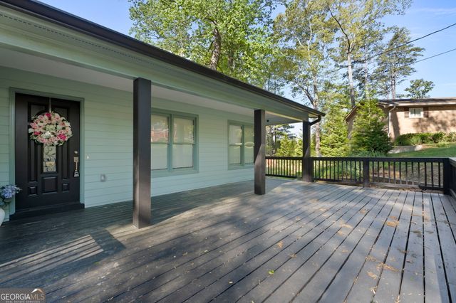 395 Pine L Drive, Buford, GA 30518