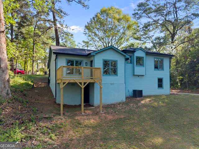 395 Pine L Drive, Buford, GA 30518