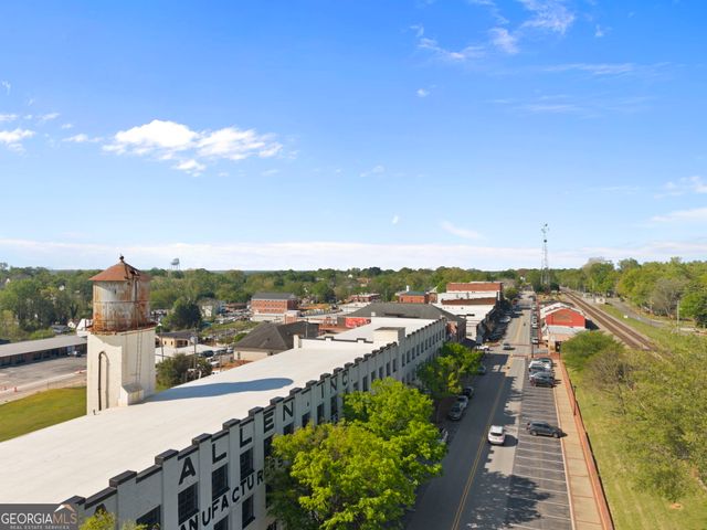 395 Pine L Drive, Buford, GA 30518