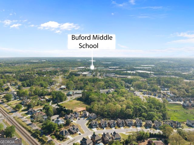 395 Pine L Drive, Buford, GA 30518
