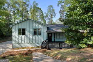 395 Pine L Drive, Buford, GA 30518