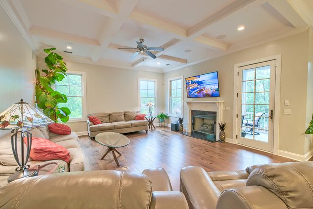 4385 Ten Shillings Way, Ravenel, SC 29470