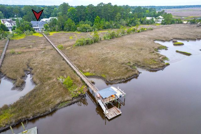 4385 Ten Shillings Way, Ravenel, SC 29470