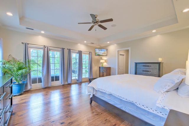 4385 Ten Shillings Way, Ravenel, SC 29470