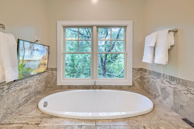 4385 Ten Shillings Way, Ravenel, SC 29470