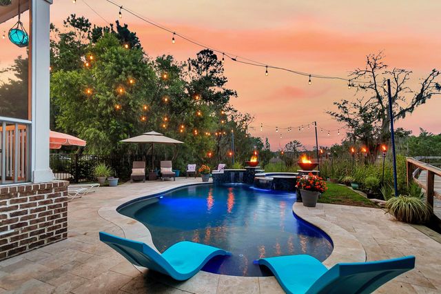 4385 Ten Shillings Way, Ravenel, SC 29470