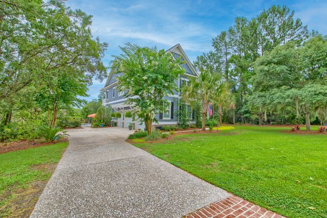 4385 Ten Shillings Way, Ravenel, SC 29470