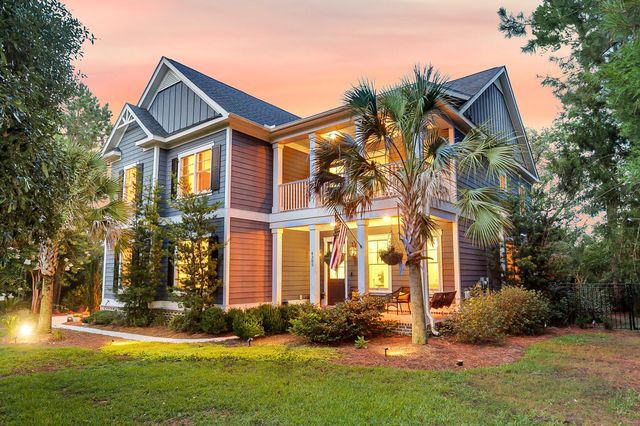 4385 Ten Shillings Way, Ravenel, SC 29470