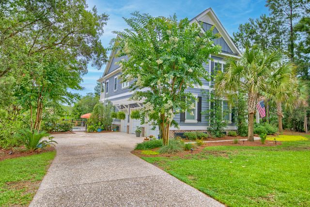 4385 Ten Shillings Way, Ravenel, SC 29470