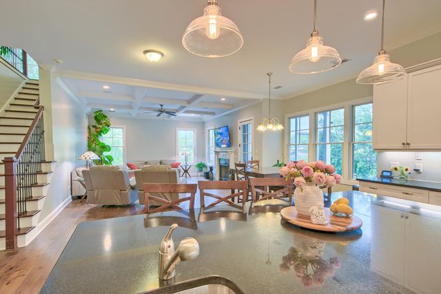 4385 Ten Shillings Way, Ravenel, SC 29470