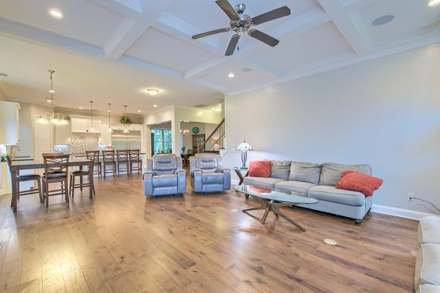 4385 Ten Shillings Way, Ravenel, SC 29470