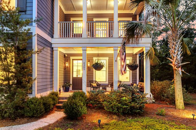 4385 Ten Shillings Way, Ravenel, SC 29470