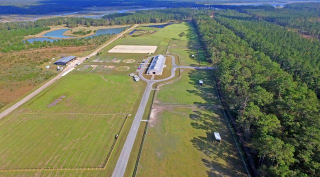 4385 Ten Shillings Way, Ravenel, SC 29470