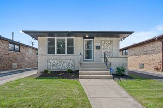 11642 S Avenue L, Chicago, IL 60617