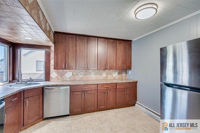 144 Bond Street, Iselin, NJ 08830