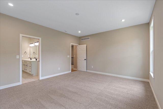 2477 Ruthwood Lane, Crescent Springs, KY 41017