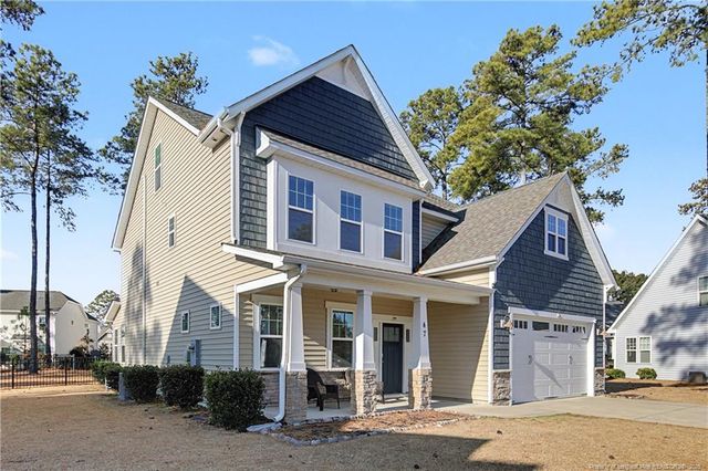 47 Pinnacle Drive, Spring Lake, NC 28390