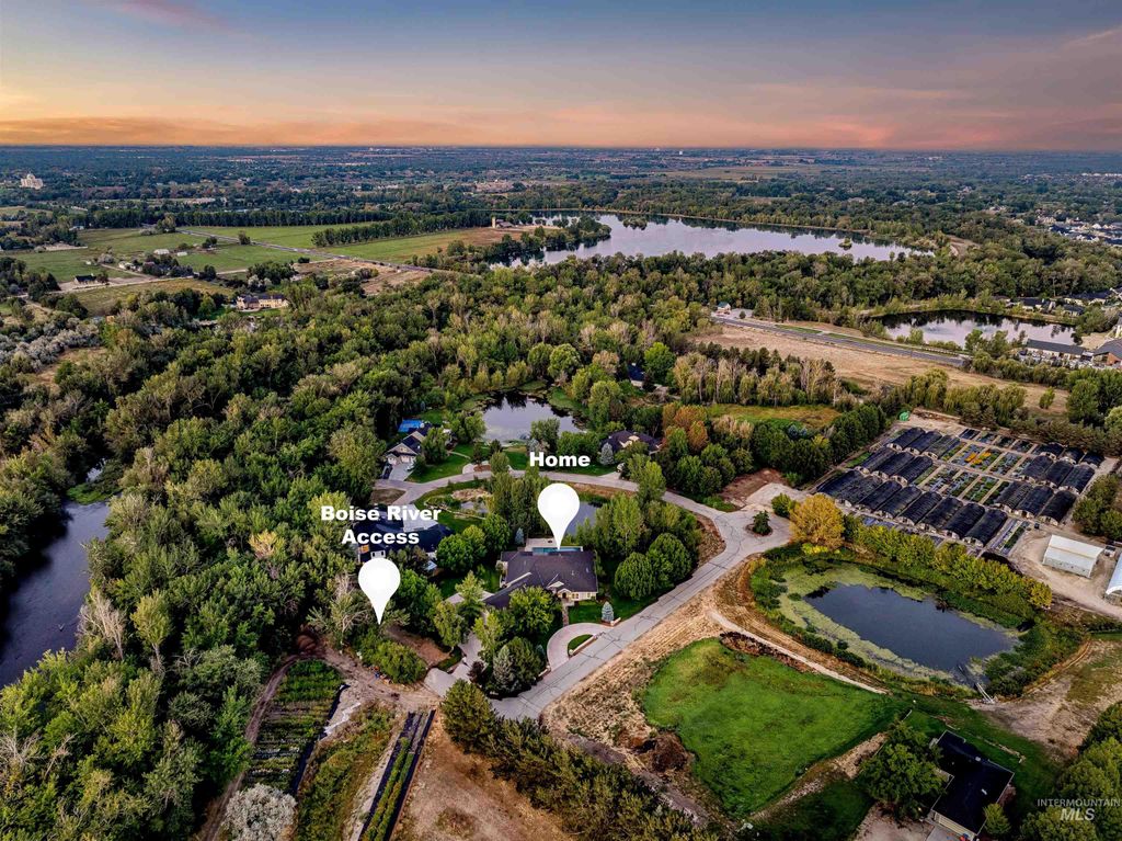 103 S. Alder Ln, Eagle, ID 83616 photo 4