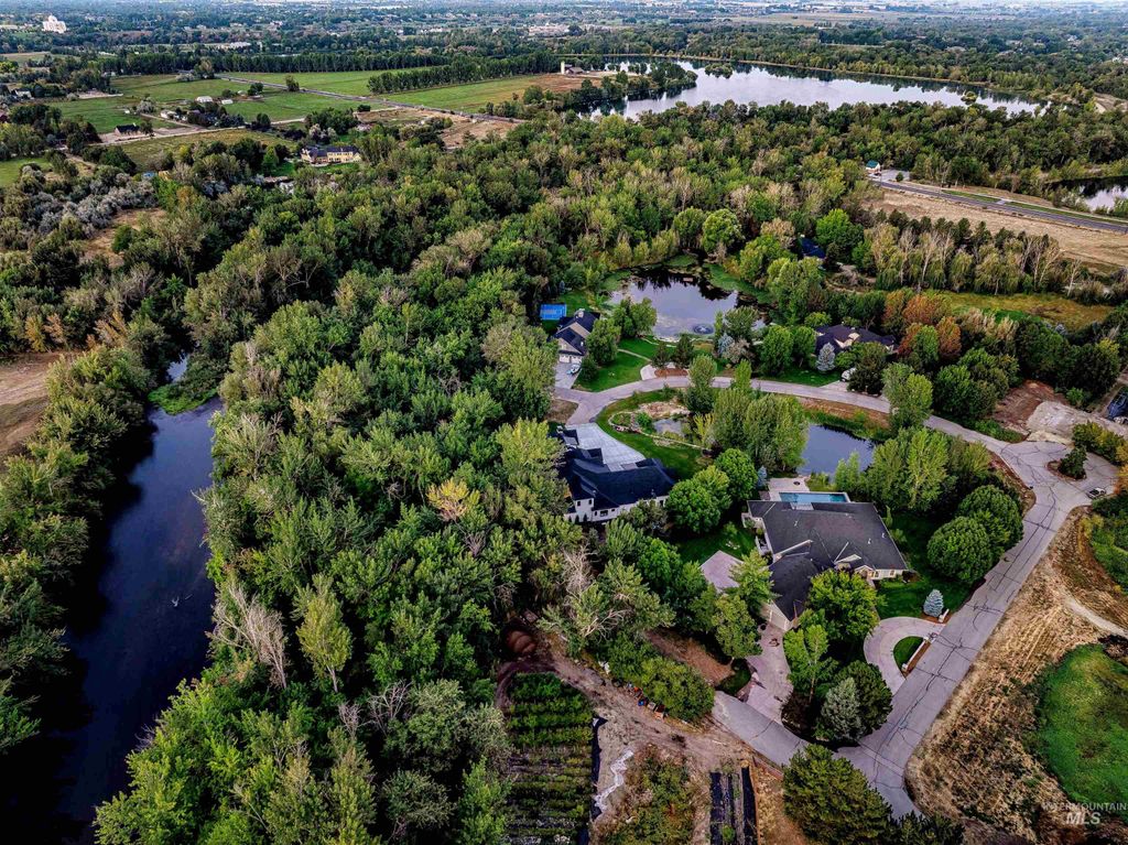 103 S. Alder Ln, Eagle, ID 83616 photo 48