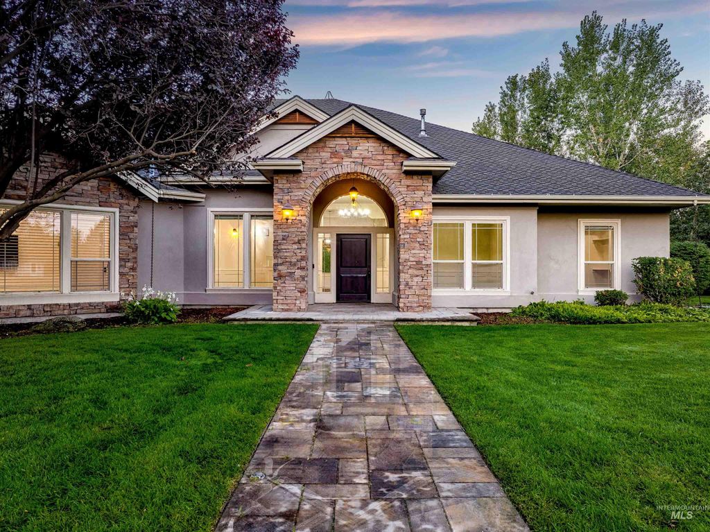 103 S. Alder Ln, Eagle, ID 83616 photo 5