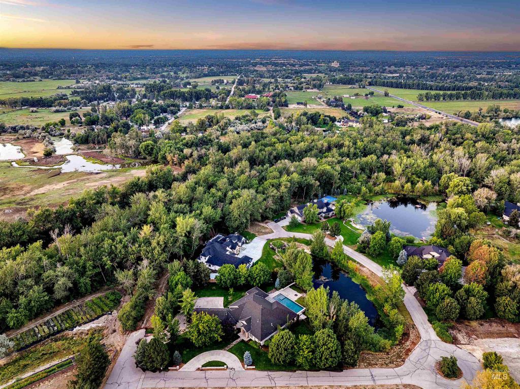 103 S. Alder Ln, Eagle, ID 83616 photo 49