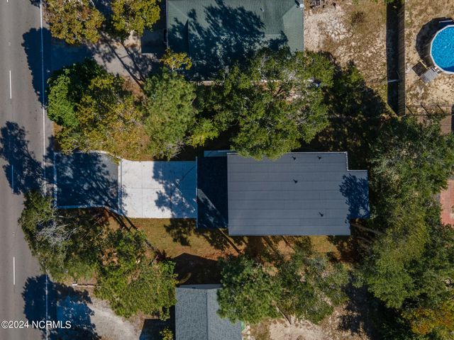 126 N Middleton Avenue, Oak Island, NC 28465