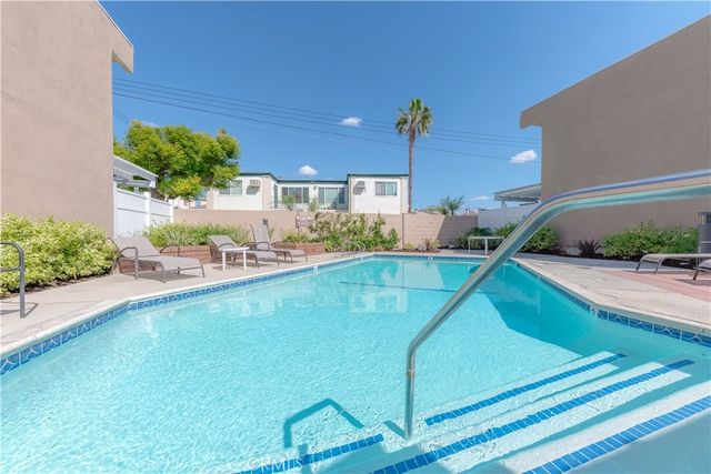 10732 Knott, Stanton, CA 90680