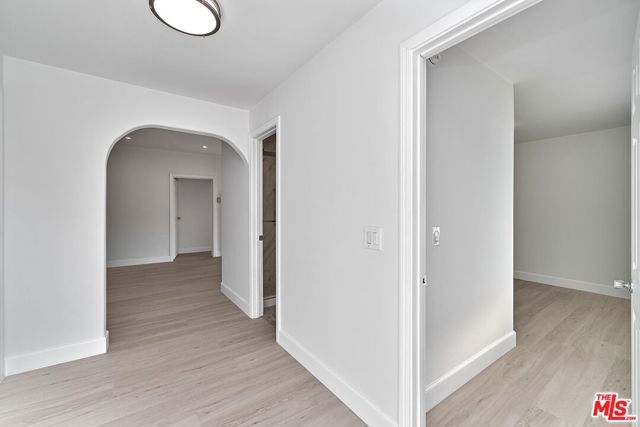 536 N Oxford Avenue, Los Angeles, CA 90004