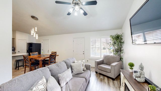 3033 E CANYON GLEN LOOP, Spanish Fork, UT 84660