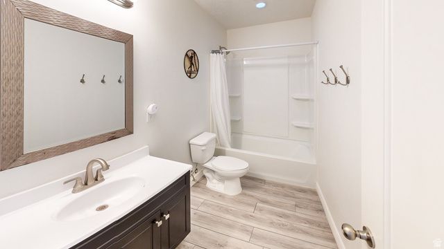 3033 E CANYON GLEN LOOP, Spanish Fork, UT 84660