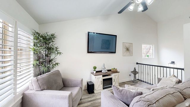 3033 E CANYON GLEN LOOP, Spanish Fork, UT 84660