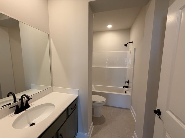 416 W Stonehaus Xing, Antioch, TN 37013