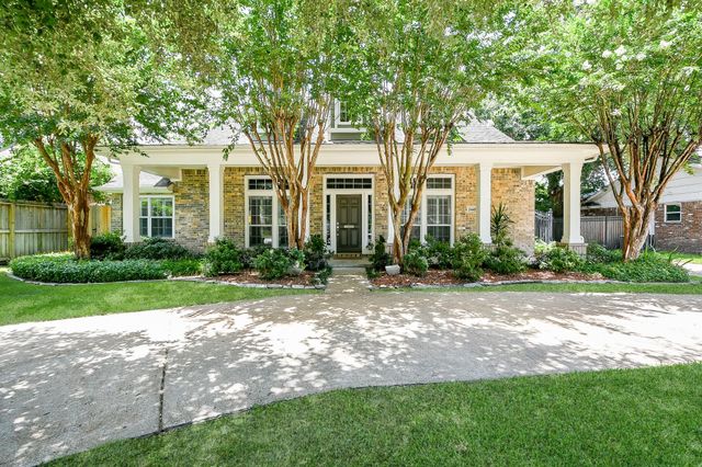 2442 Chimney Rock Road, Houston, TX 77056