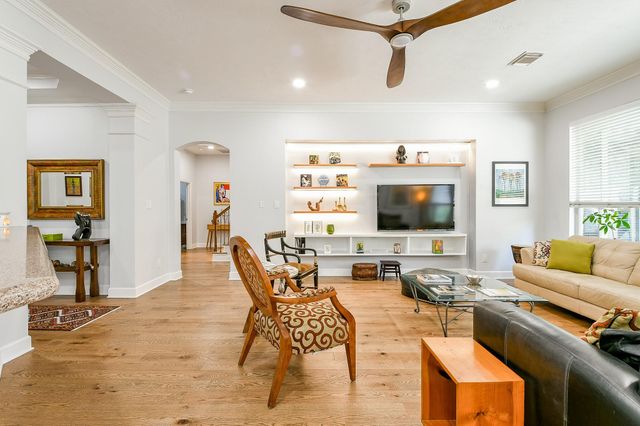 2442 Chimney Rock Road, Houston, TX 77056